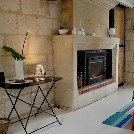 Ancien Pressoir, Semi-troglodyte