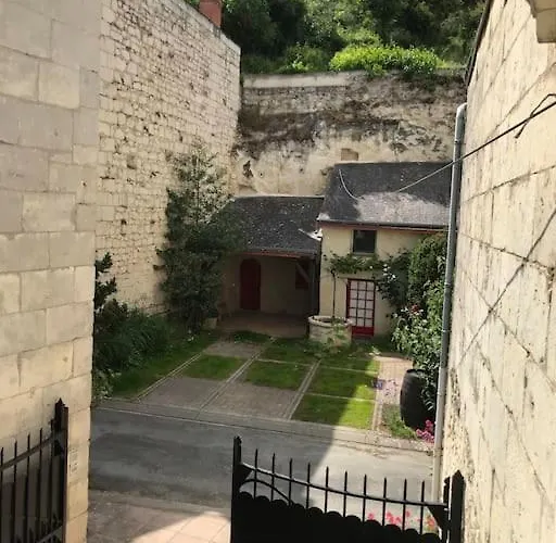 Ancien Pressoir, Semi-troglodyte 度假居 *